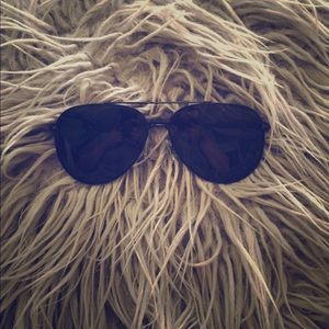 Diff Aviator Sunnies
